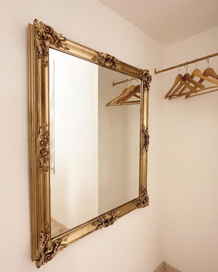 L'Arco Sul Lago • Gold Apartment Castro  Eksteriør billede